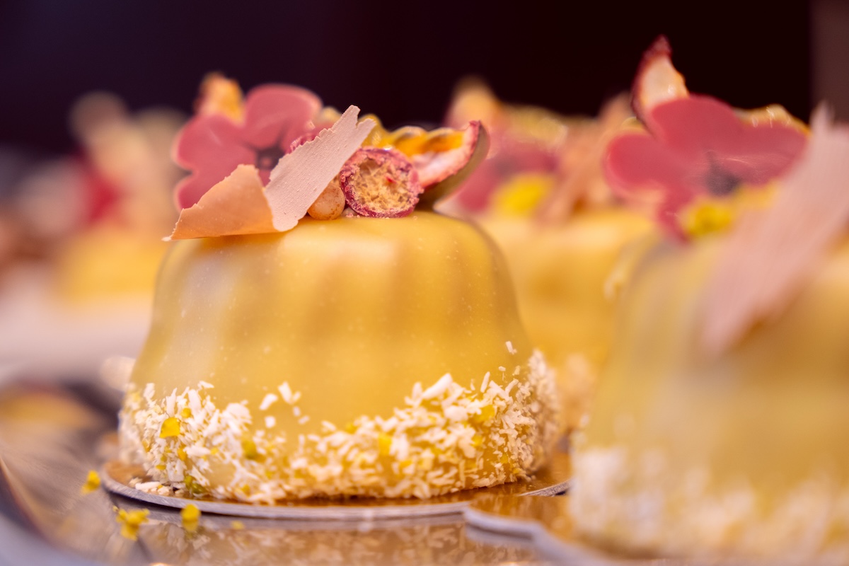 Dessertkunstwerk im Cafe Fingerlos, Salzburg